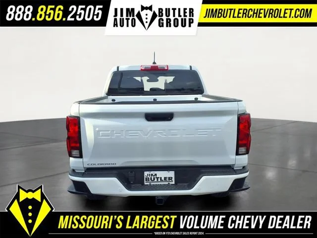 New 2026 Summit White Chevrolet LT image 19