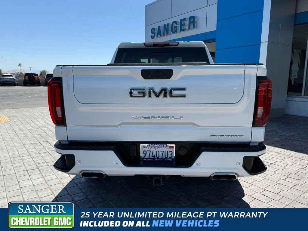 Used 2023 White Frost Tricoat GMC Denali Ultimate image 8