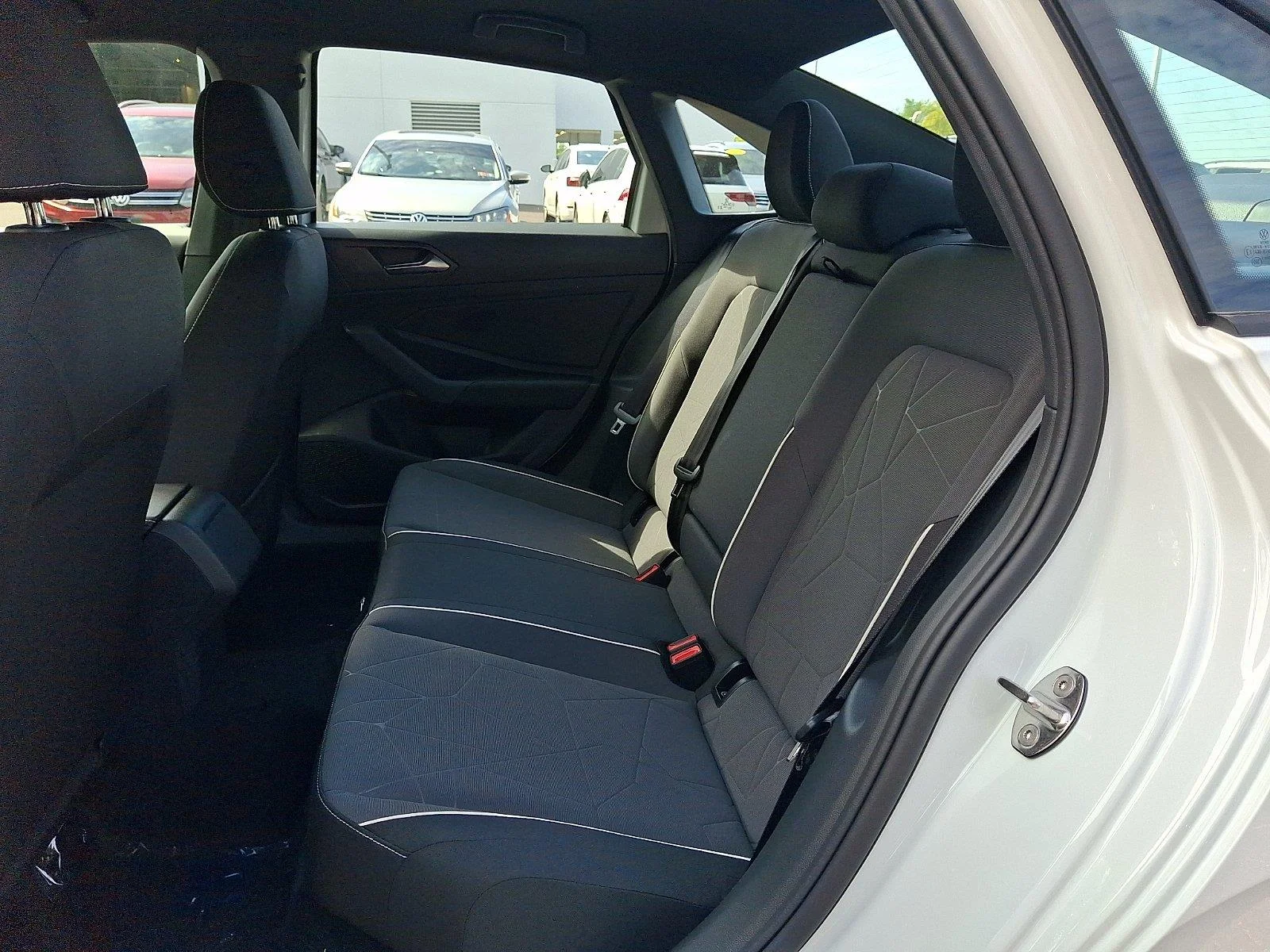 New 2027 0Q0Q/PUREWHITE Volkswagen Sport image 8