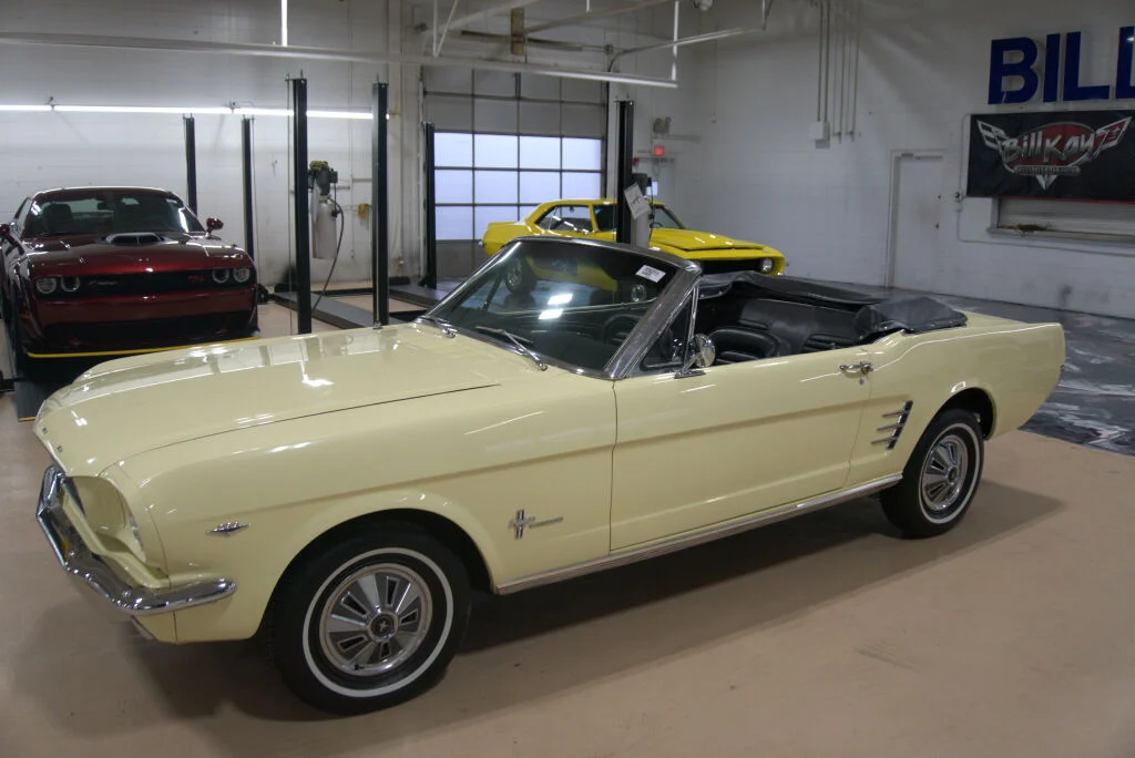 Used 1966 Yellow Ford  image 64