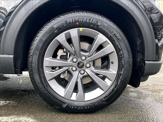 New 2026 Black Ford Active image 13