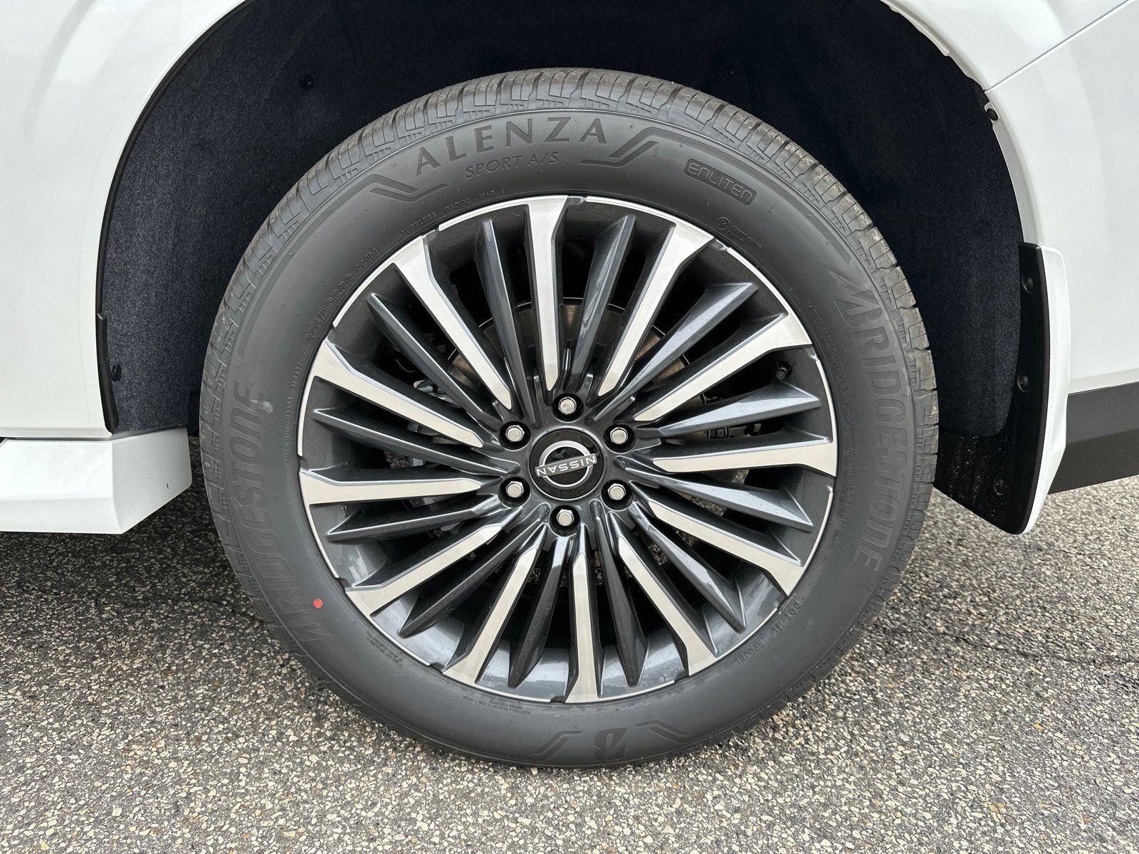 New 2026 White Nissan Platinum Reserve image 21