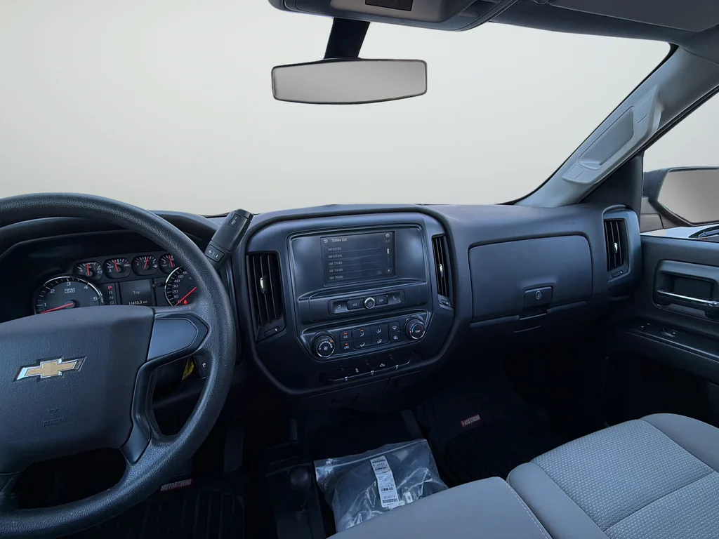 Used 2018 Red Chevrolet Work Truck image 9