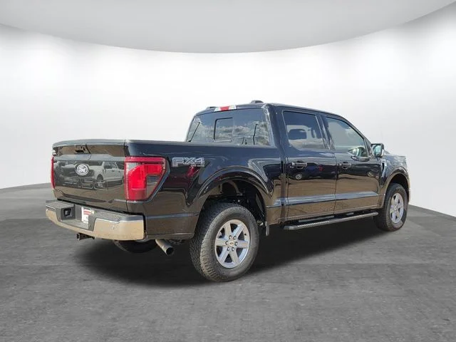 New 2026 Agate Black Metallic Ford XLT image 31