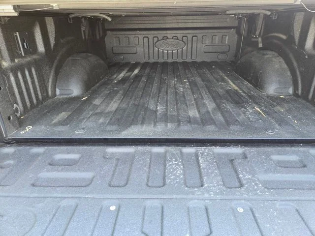 Used 2023 Blue Ford XLT image 17