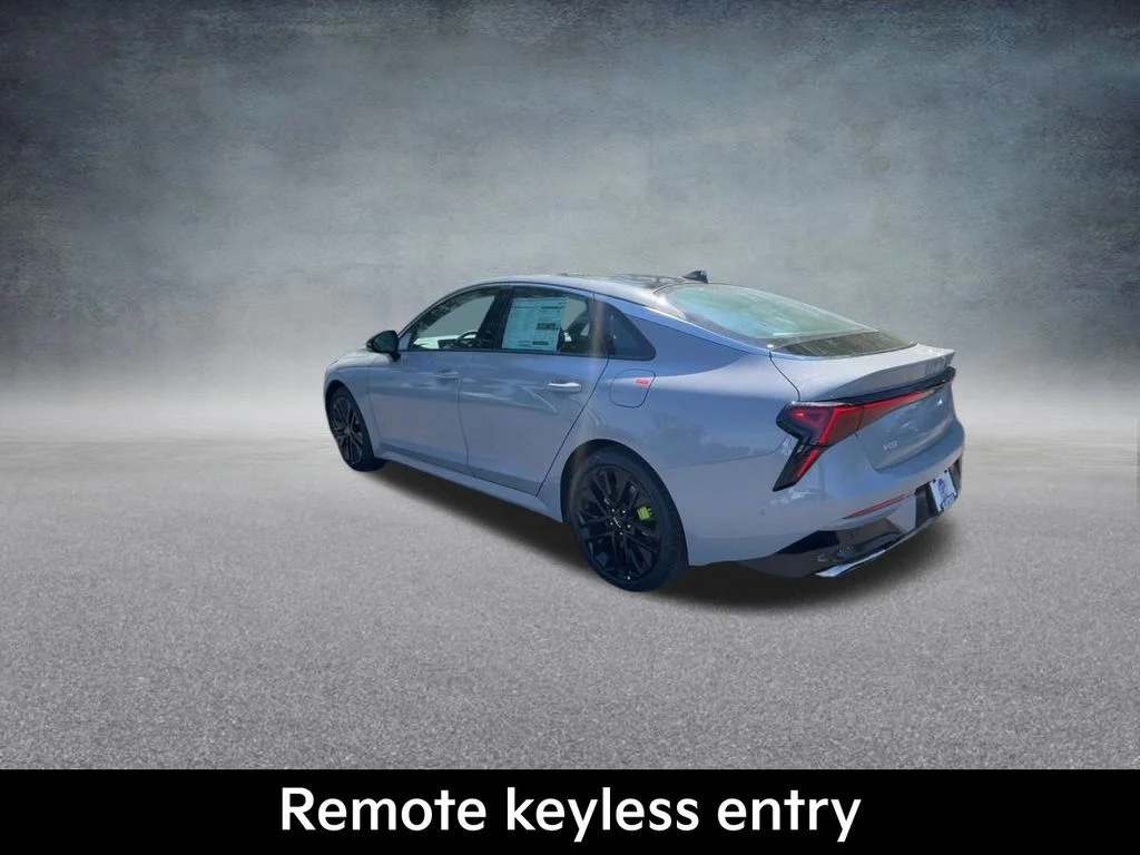 New 2026 Wolf Gray Kia GT image 18