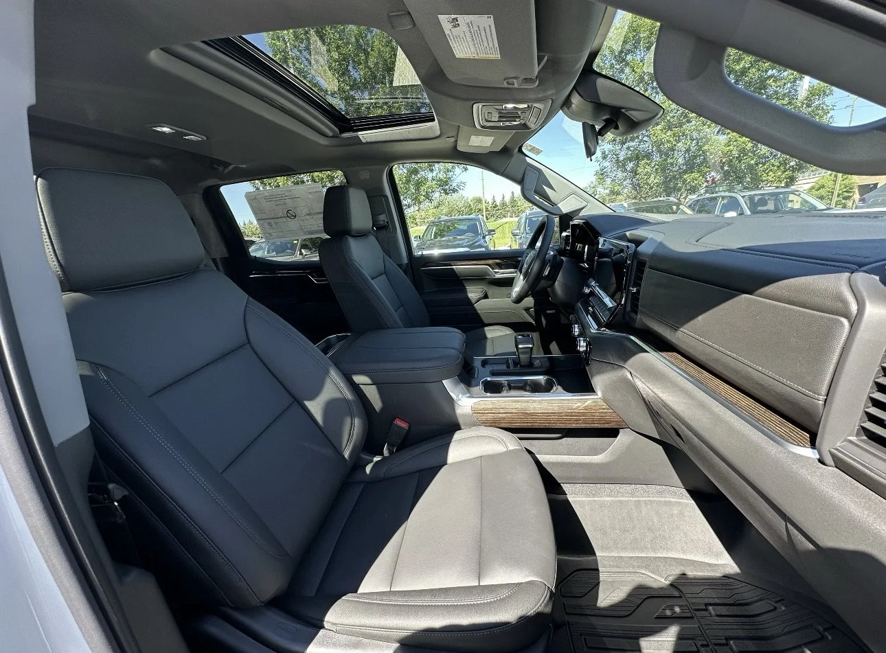 New 2026 Summit White GMC Elevation image 20