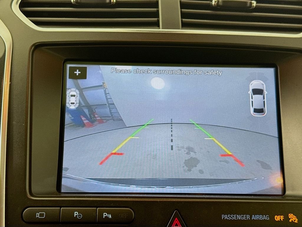 Used 2017 Shadow Black Ford Platinum image 17