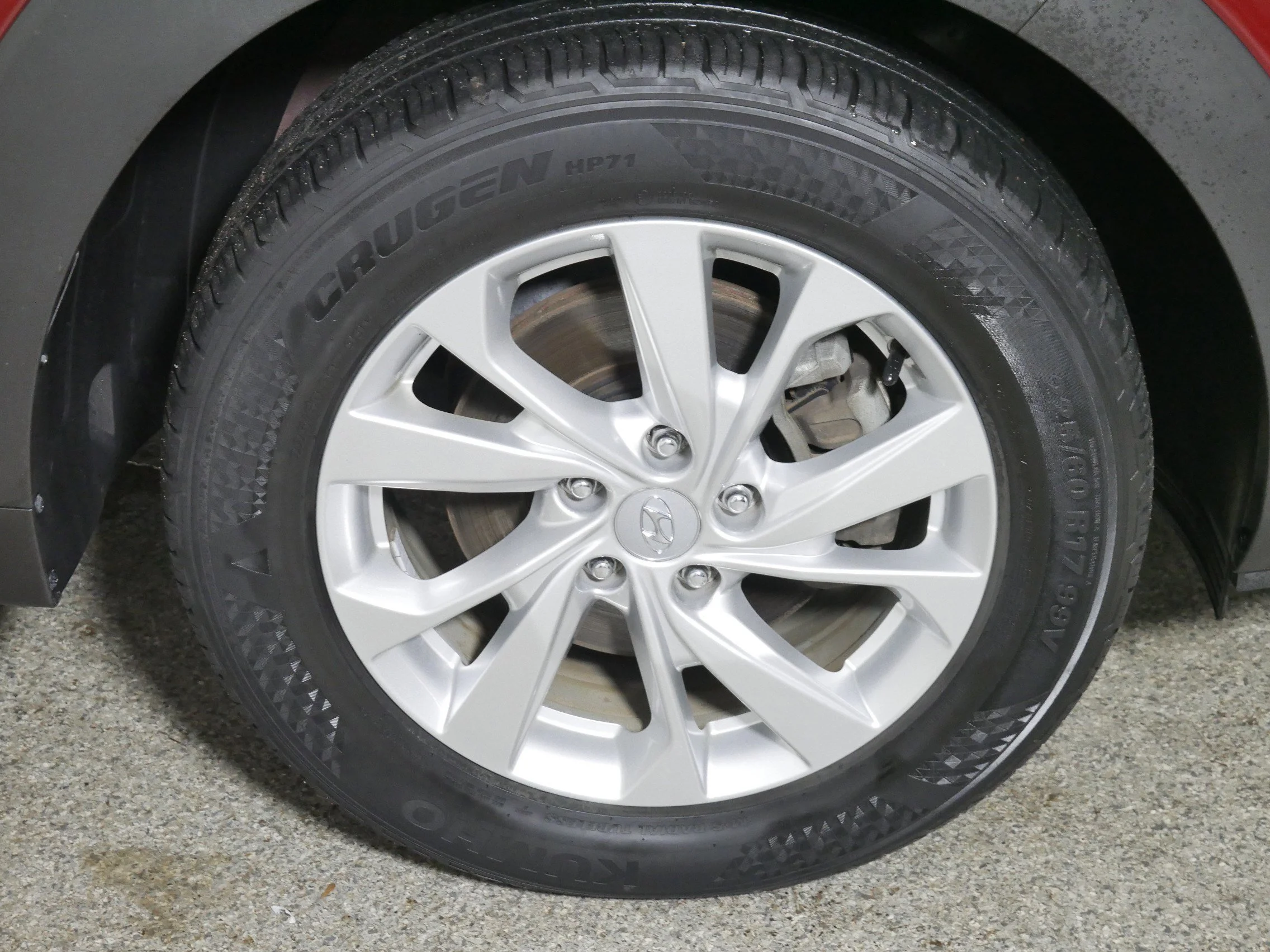 Used 2019 Gemstone Red Hyundai Value image 15