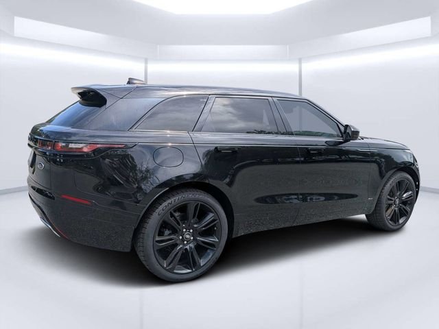 Used 2021 Black Land Rover R-Dynamic HSE image 3