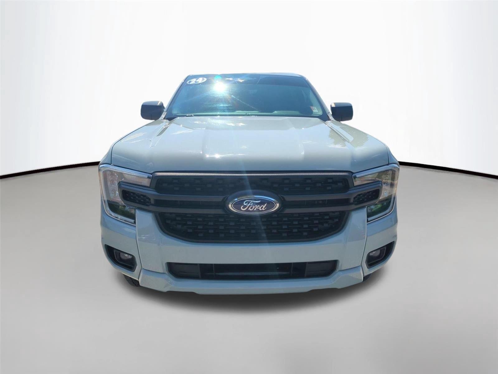 Used 2024 Cactus Gray Ford XL image 14
