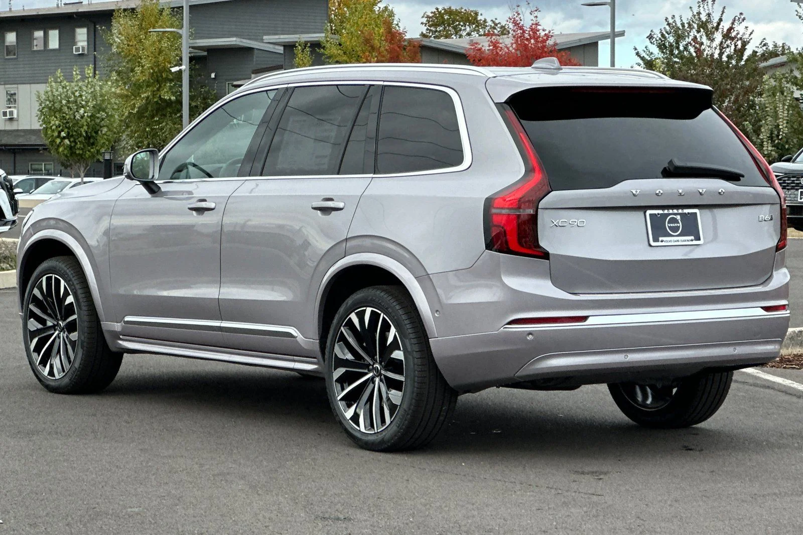 2026 Volvo XC90 Plus - Photo 5