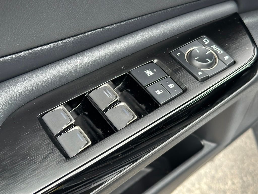Used 2022 Gray Lexus 300h image 12