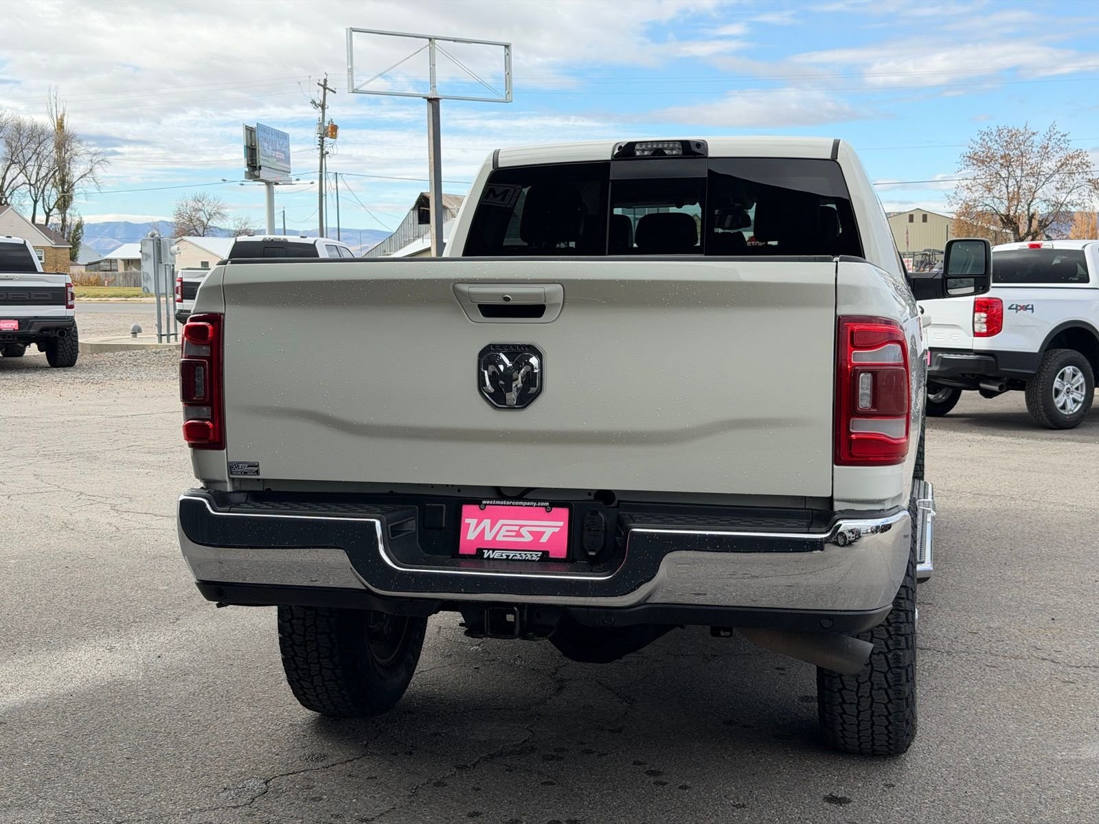 2023 RAM Ram 3500 Pickup Laramie - Photo 8
