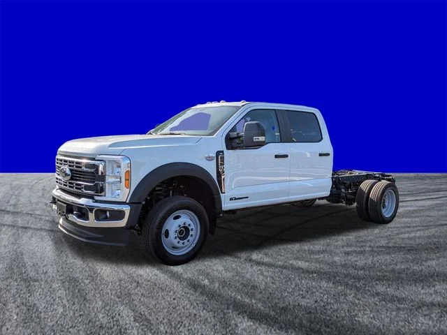 New 2026 Oxford White Ford F-450® XL image 8