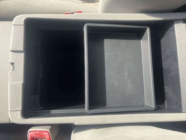 Used 2010 Blue Toyota Base image 31