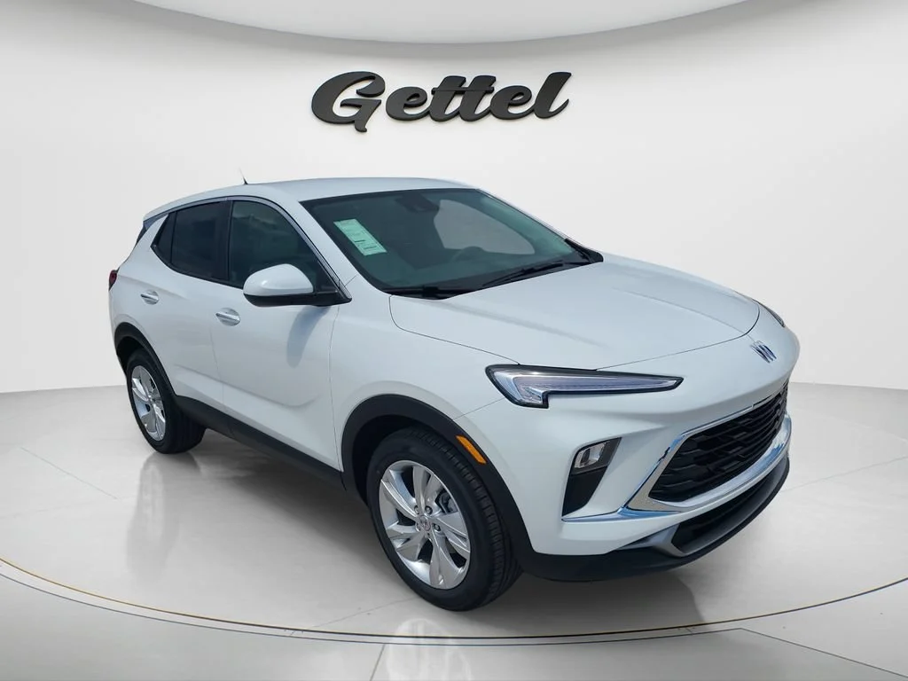 New 2026 Summit White Buick Preferred image 3