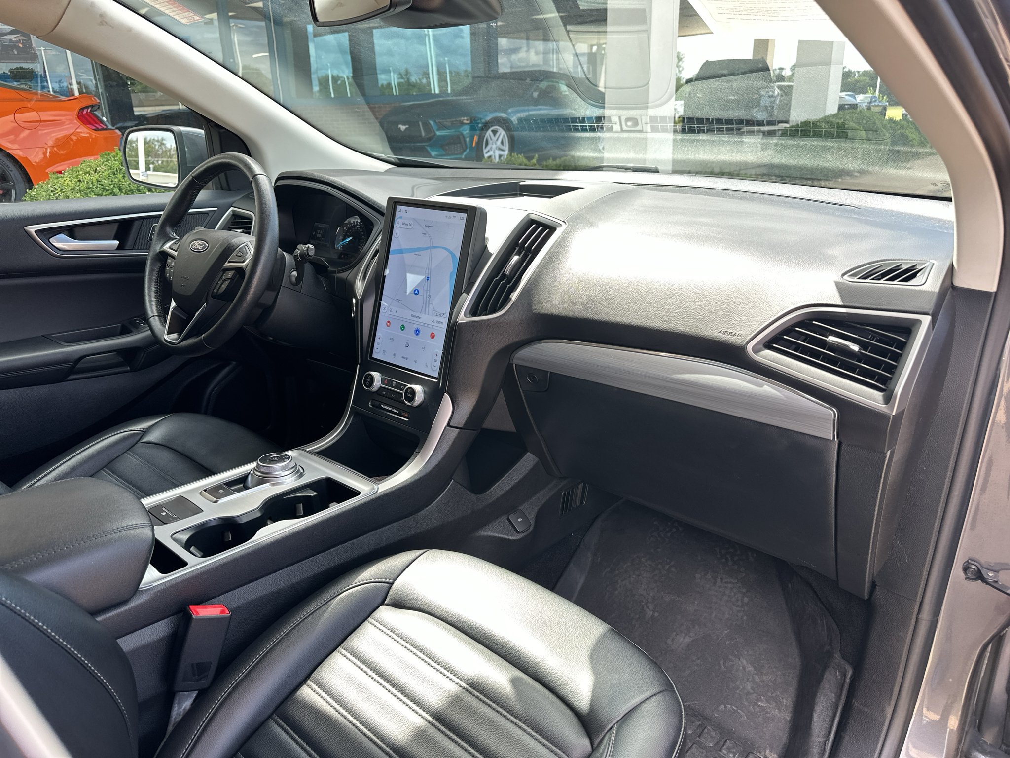 Used 2022 Carbonized Gray Metallic Ford SEL image 6