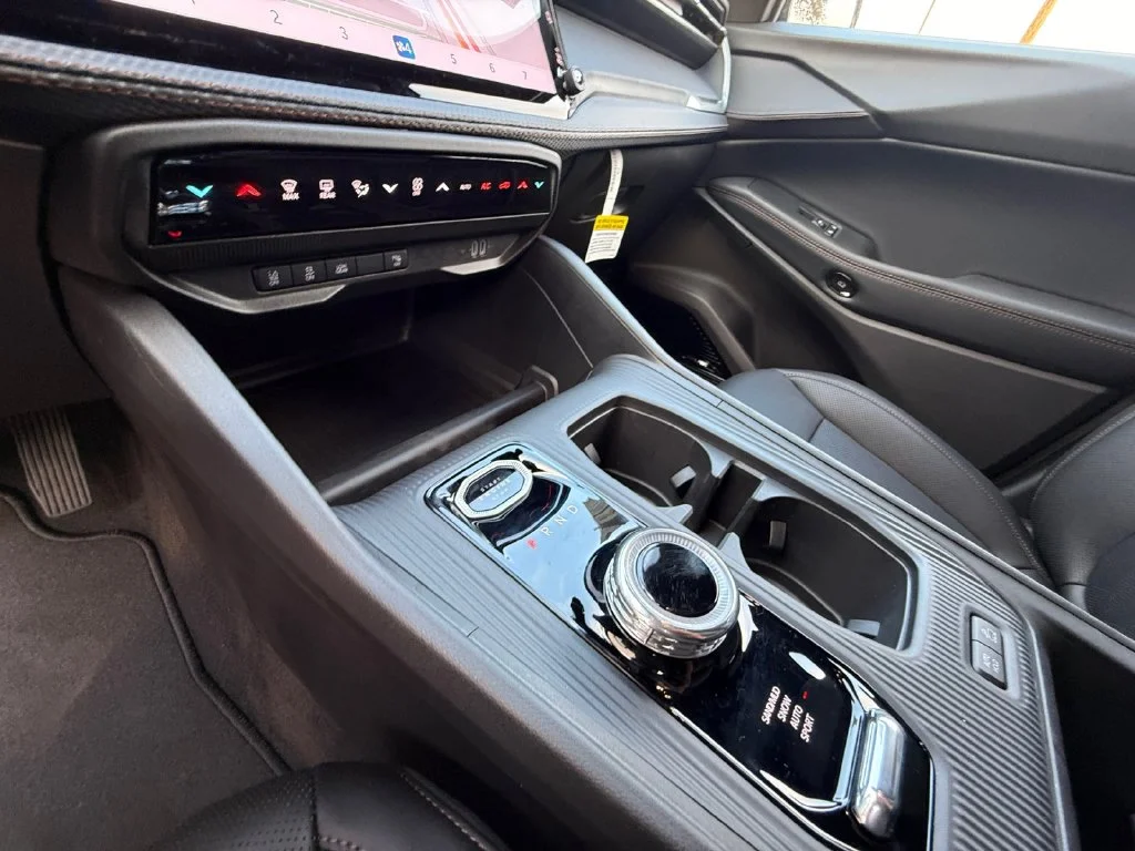 New 2026 Gray Jeep Overland image 22