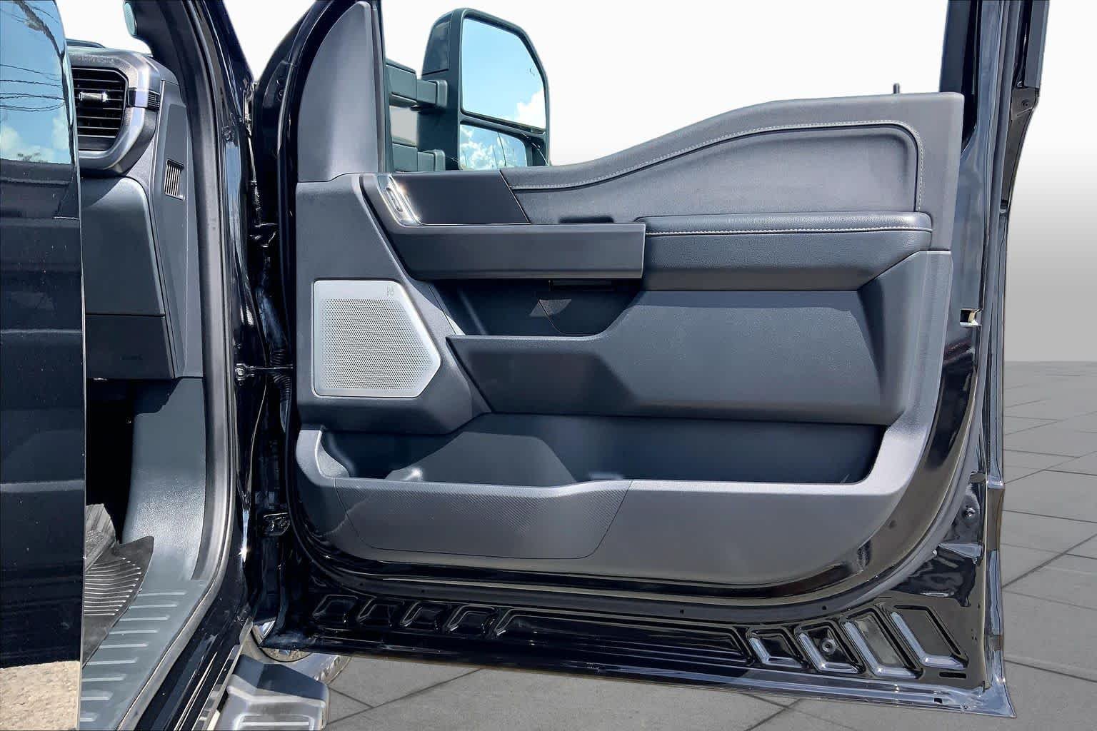 Certified Used 2024 Agate Black Metallic Ford LARIAT image 21