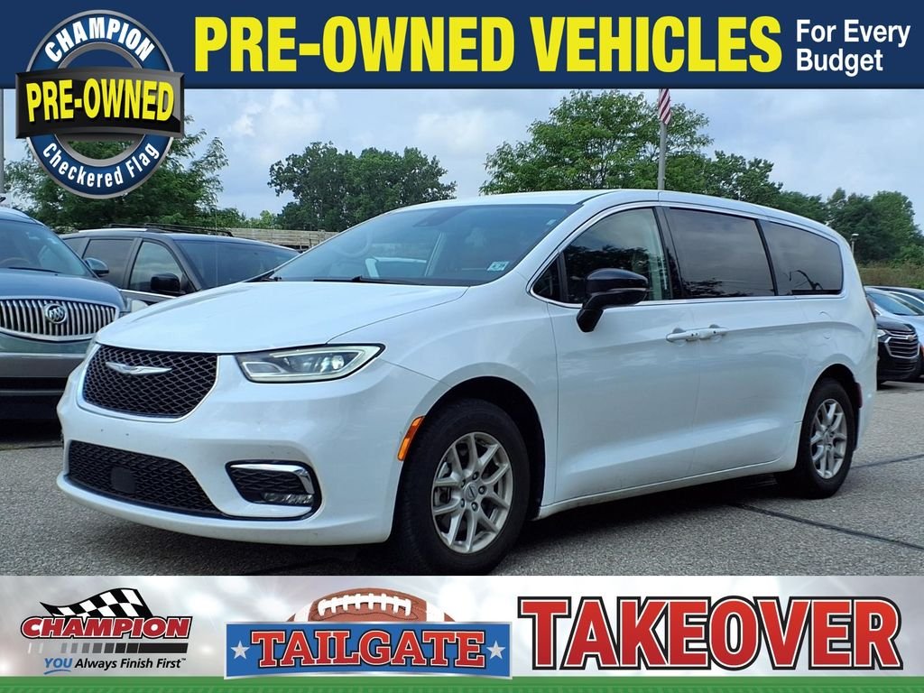 2024 Chrysler Pacifica Touring L