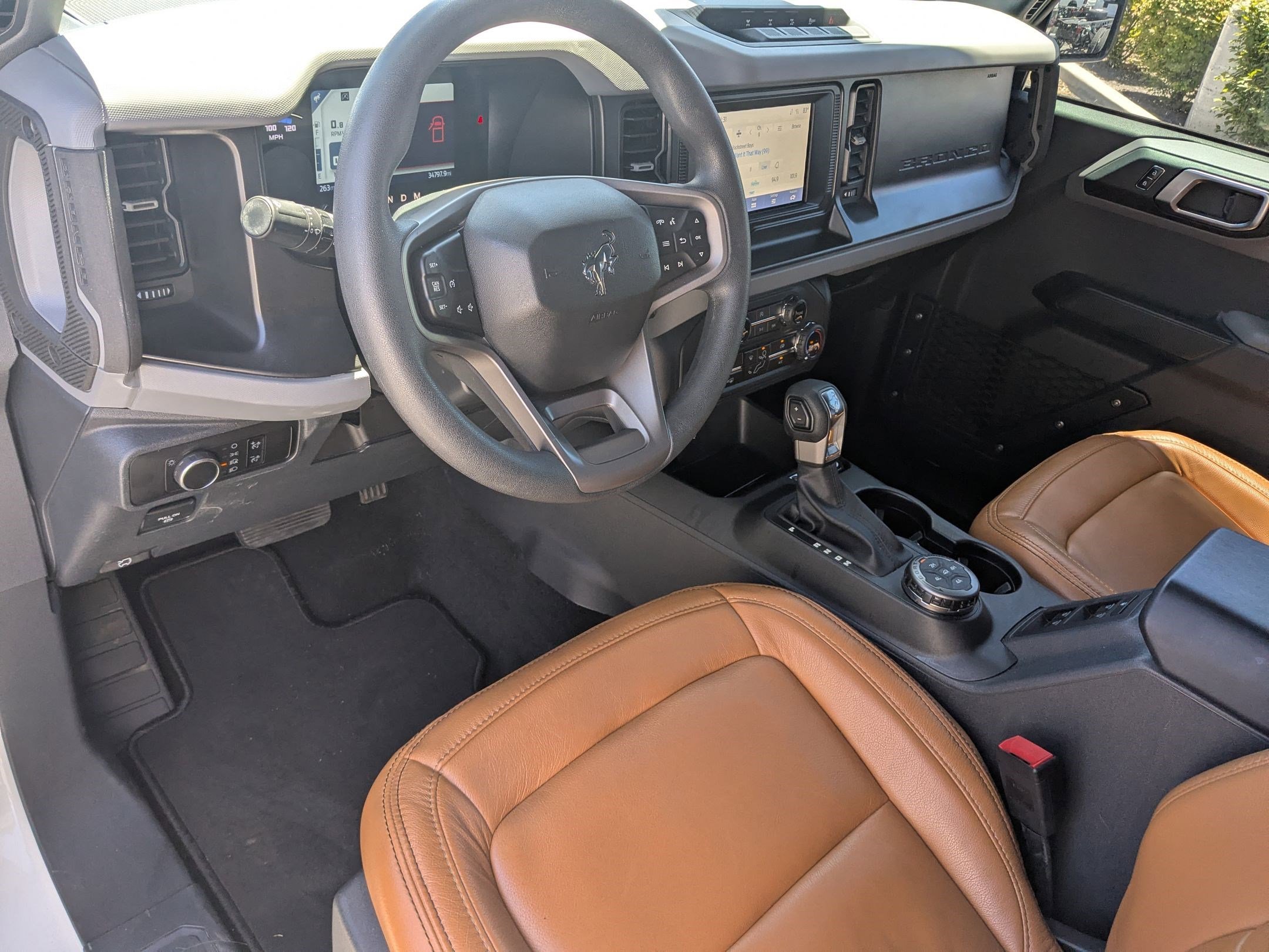 Used 2023 Blue Ford Base image 15