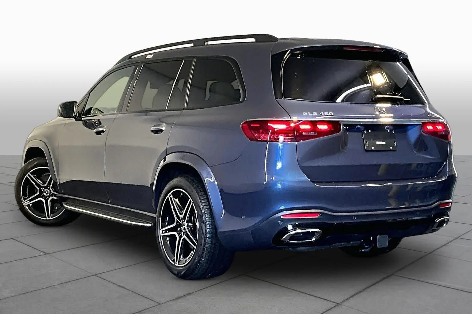 New 2026 Twilight Blue Metallic Mercedes-Benz GLS 450 image 3