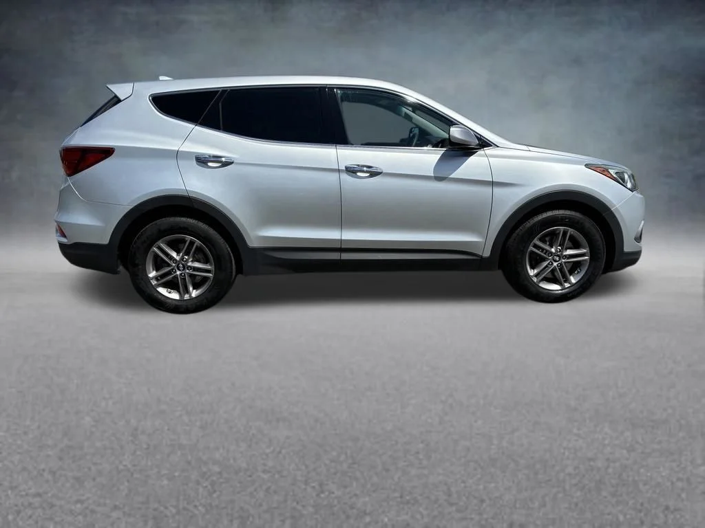 Used 2017 Silver Hyundai 2.4 Base image 7