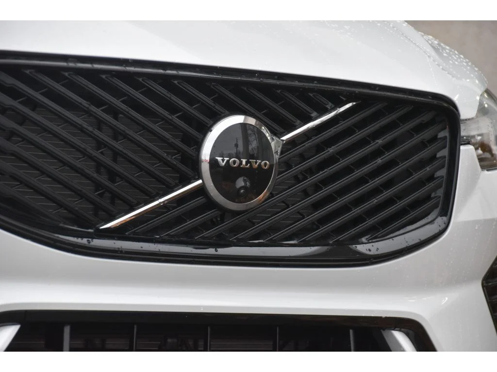 Used 2026 Crystal White Metallic Volvo Plus image 9