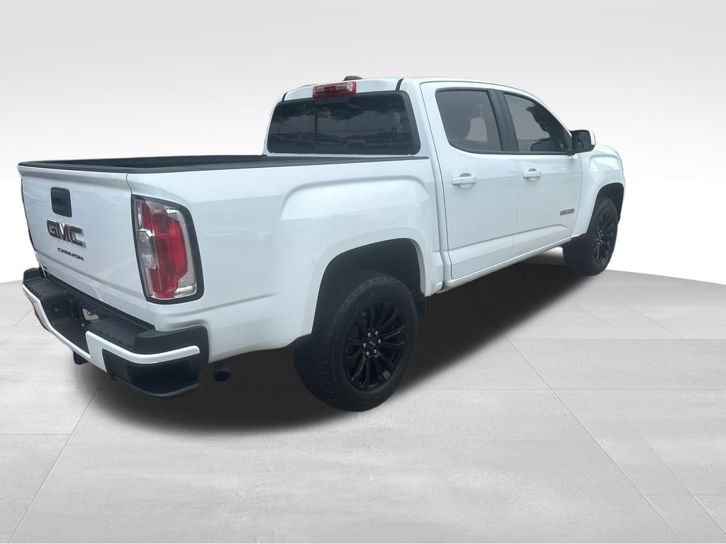 Used 2022 White GMC Elevation image 27