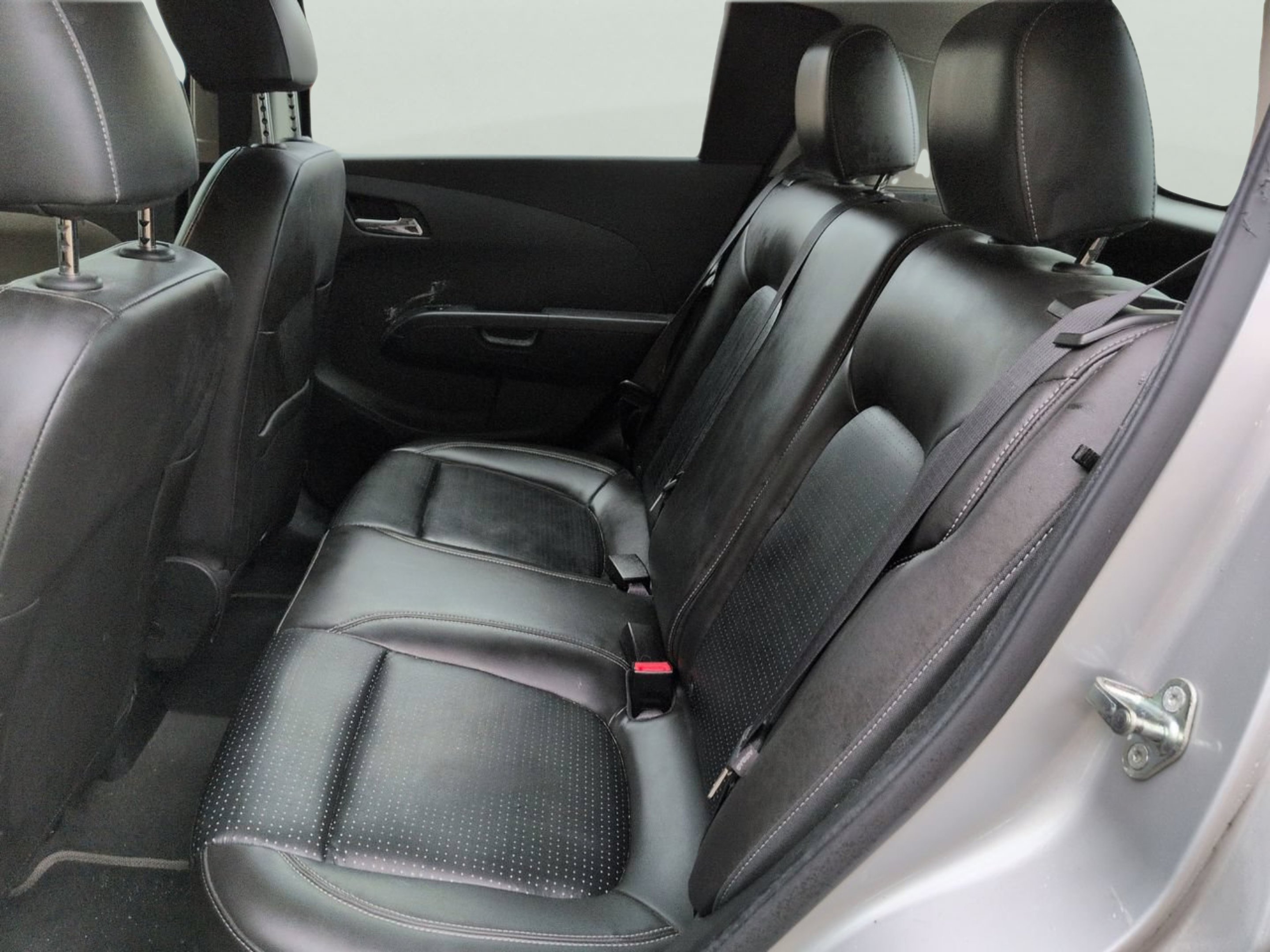 Used 2016 Silver Ice Metallic Chevrolet LTZ image 10