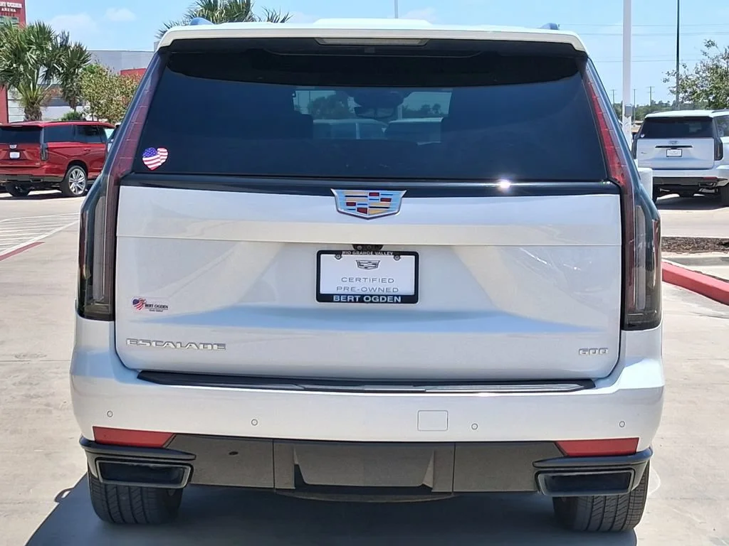 Used 2024 Crystal White Tricoat Cadillac Sport Platinum image 5