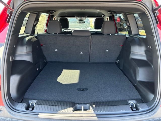 New 2026 Red Hot Pearl-Coat Exterior Paint Jeep Laredo image 17