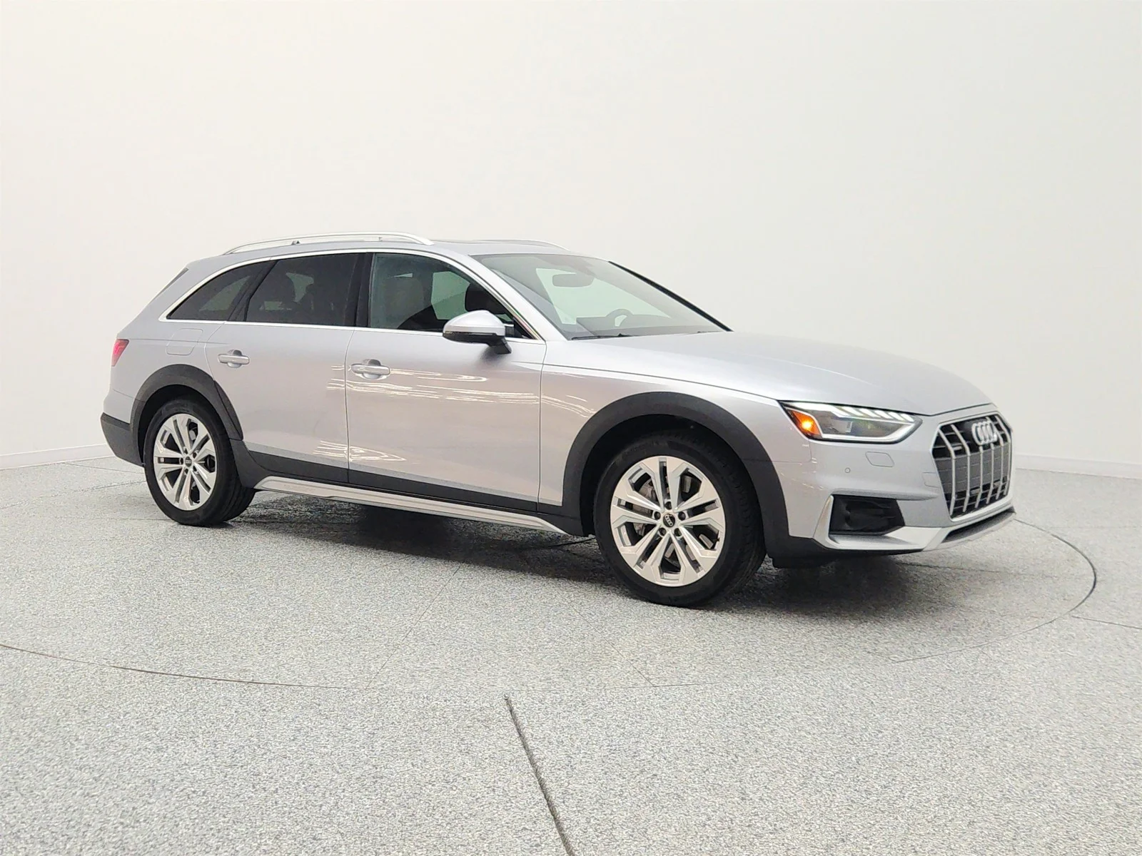 Used 2023 Florett Silver Metallic Audi Premium Plus 45 TFSI quattro image 3