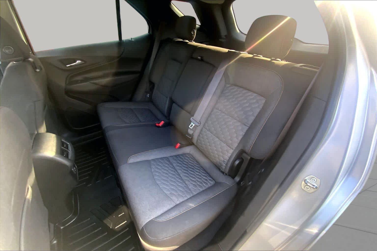 Used 2019 Silver Ice Metallic Chevrolet LT image 18