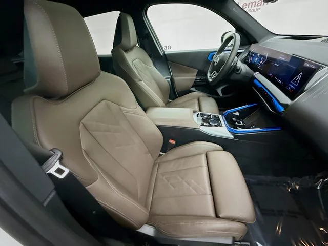 Used 2026 White BMW 30 xDrive image 27