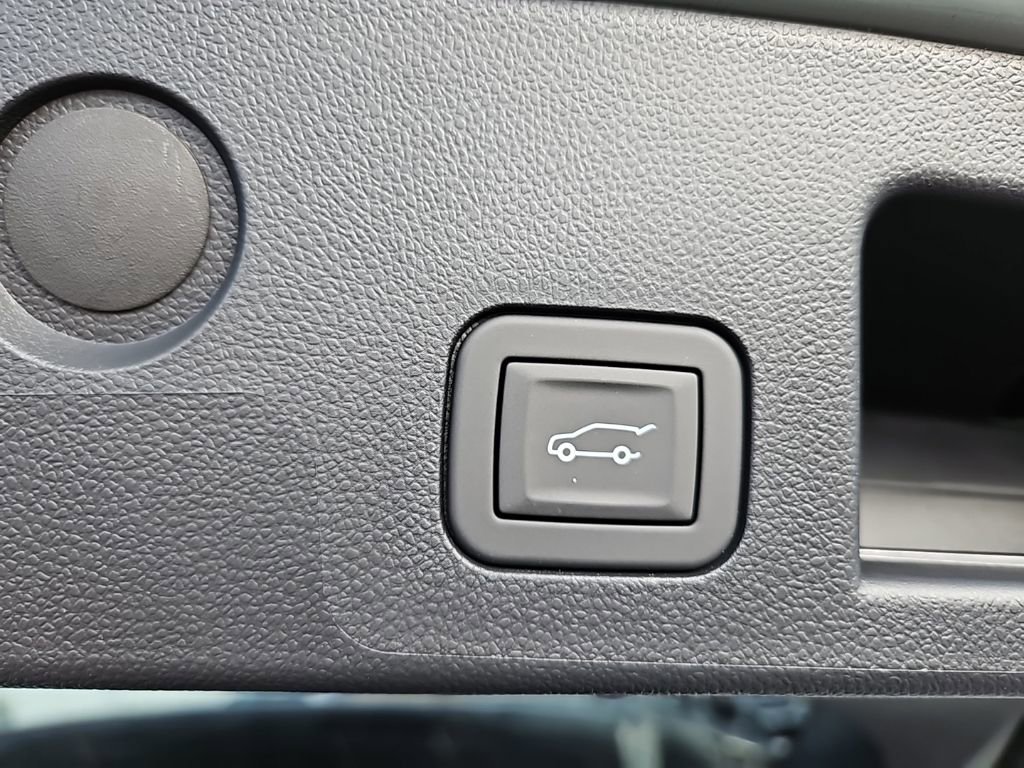 Certified Used 2026 Cacti Green Chevrolet ACTIV image 29