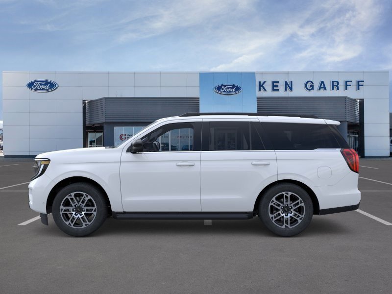 New 2025 Oxford White Ford Active image 3