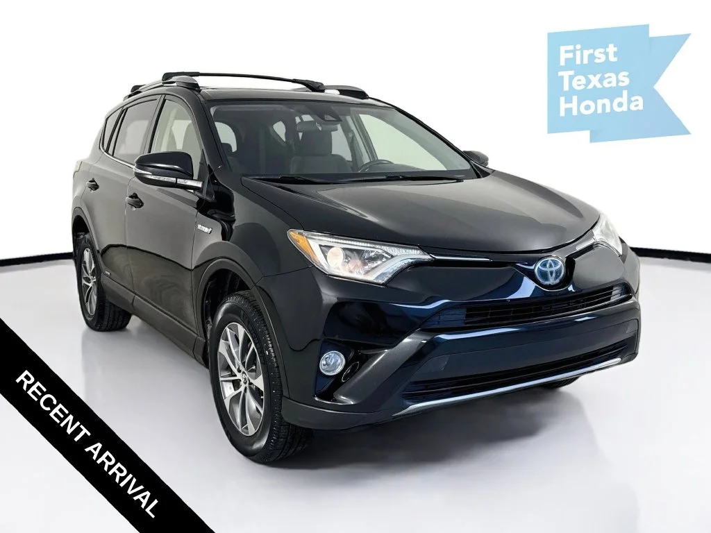 Used 2018 Black Sand Pearl Toyota XLE image 1