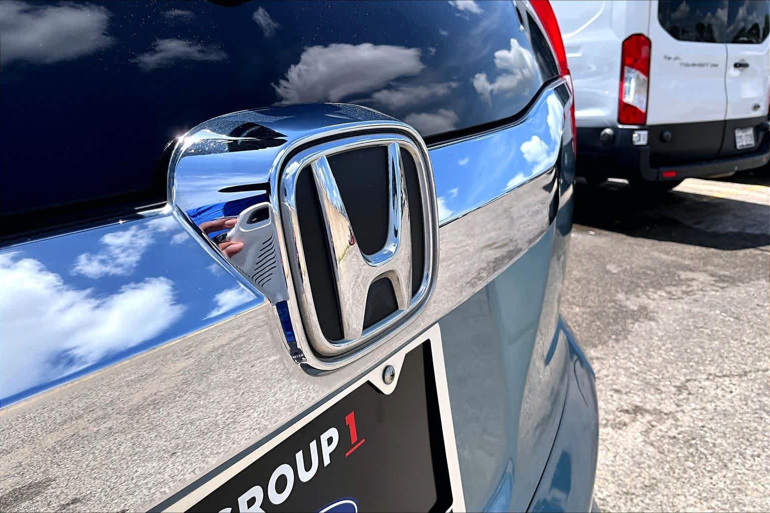 Used 2016 Mountain Air Metallic Honda EX image 31