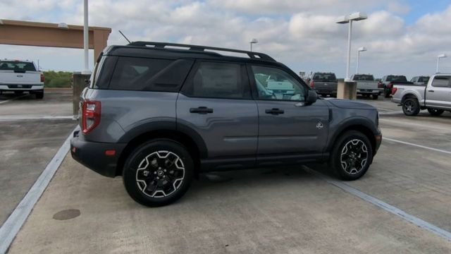 New 2026 Carbonized Gray Metallic Ford Outer Banks® image 86