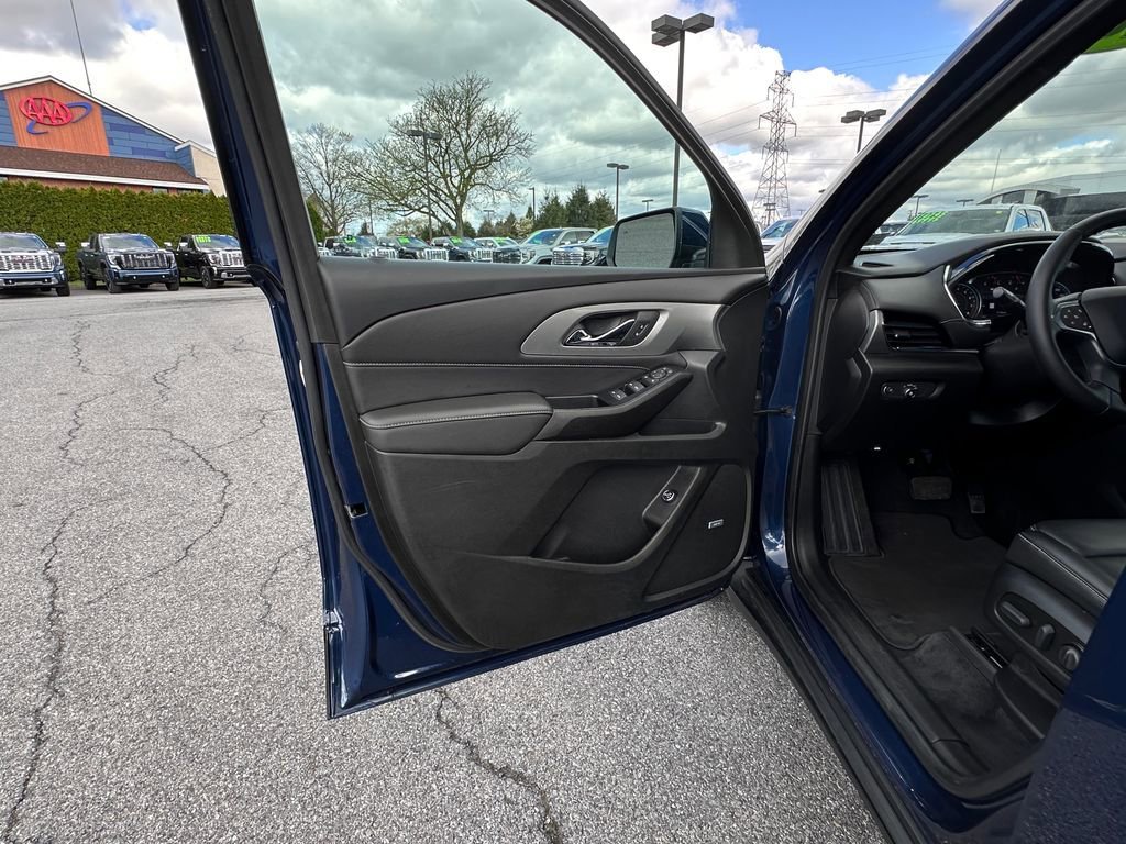 Used 2023 Northsky Blue Metallic Chevrolet LT Leather image 23