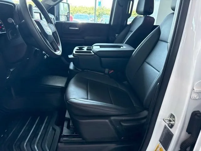 Used 2022 SUMMIT WHITE GMC Pro image 11