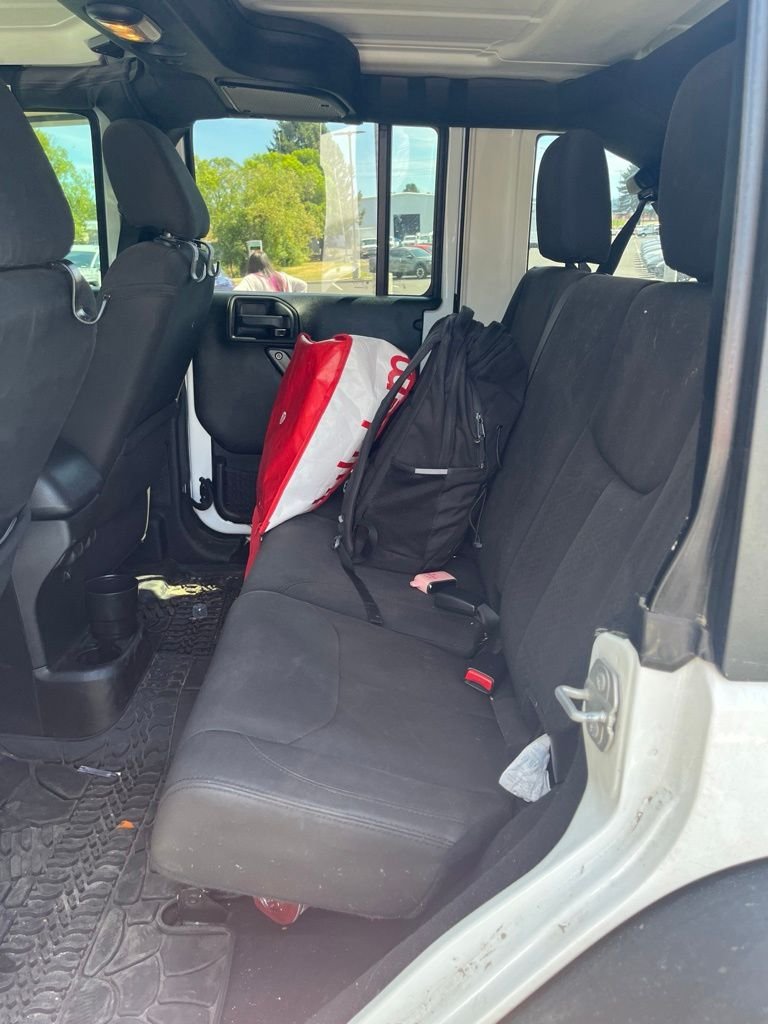 2018 Jeep Wrangler JK Unlimited Sport S - Photo 11