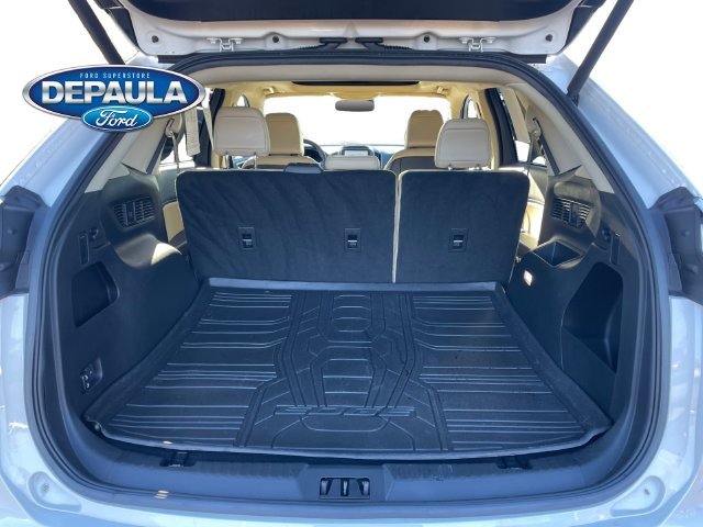 Used 2024 White Metallic Ford SEL image 6