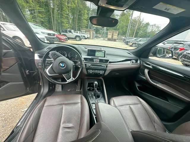 Used 2018 Black BMW sDrive28i image 23