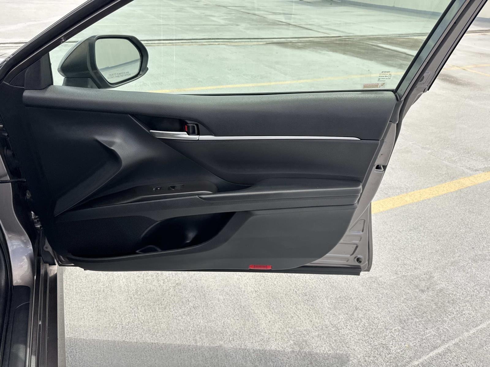 2021 Toyota Camry LE - Photo 13