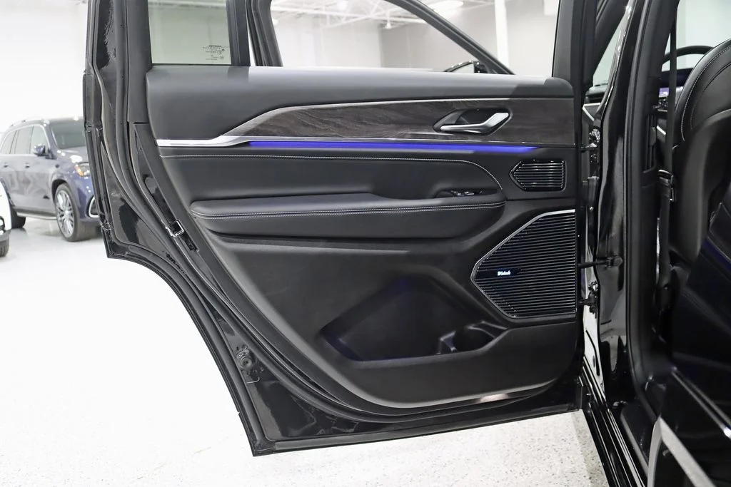 2023 Jeep Grand Cherokee L Overland