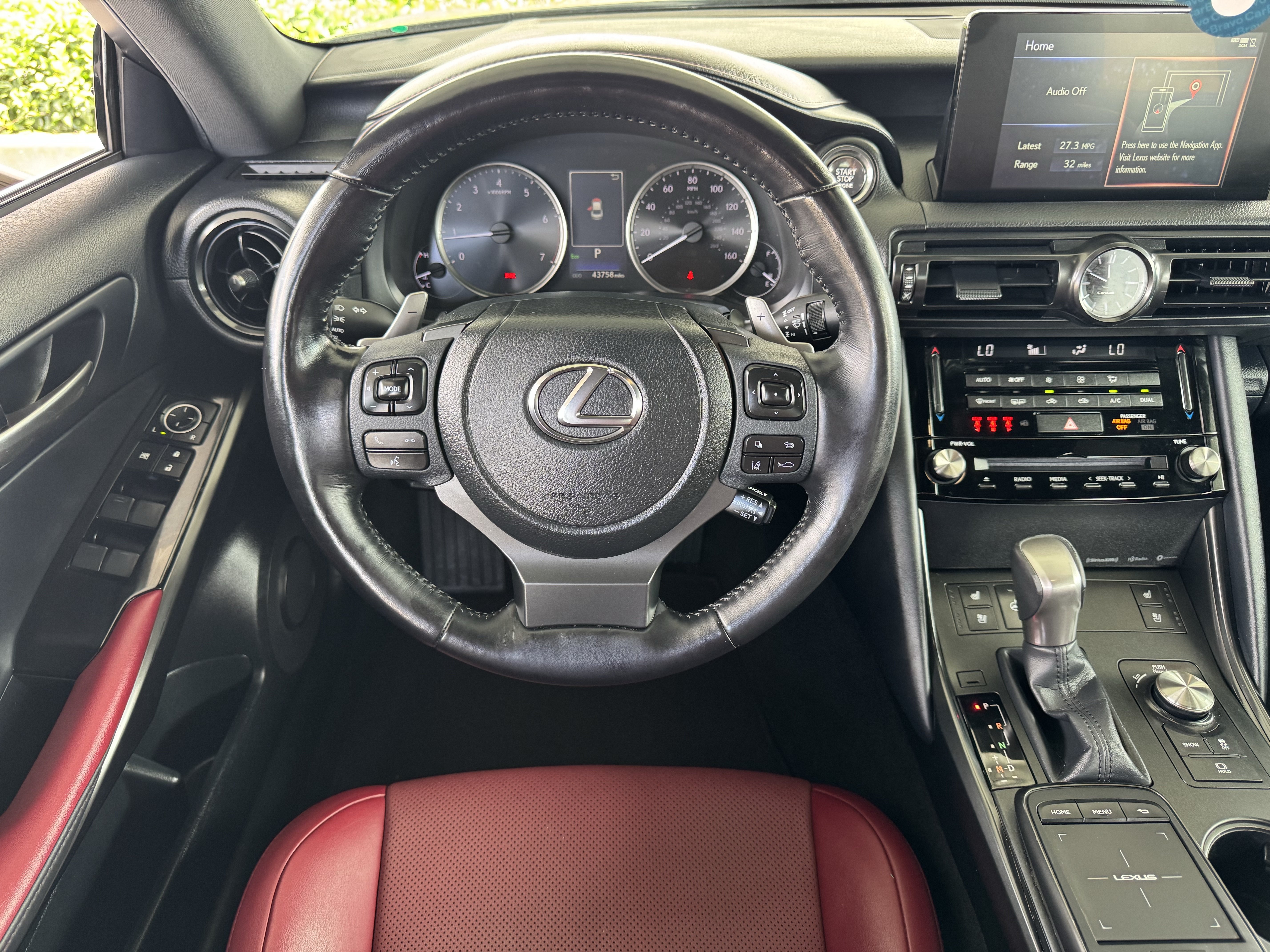 2023 Lexus IS 300 - Photo 18