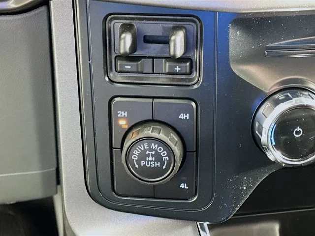 New 2026 Silver Ford XLT image 20
